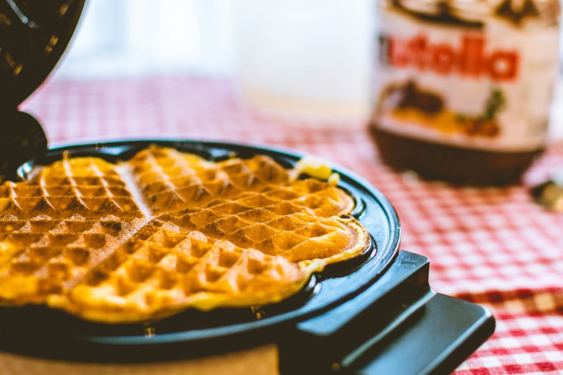 ilustrasi waffle maker